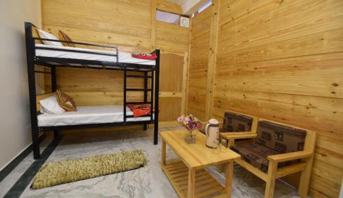 Mixed Dormitory Room