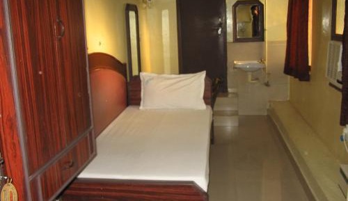 Single Room with Fan