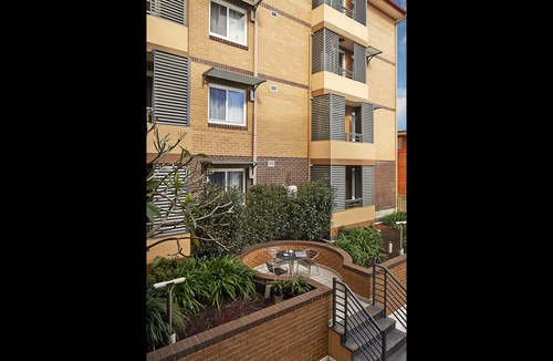 Burwood Hotel | Comfort Inn & Suites Burwood