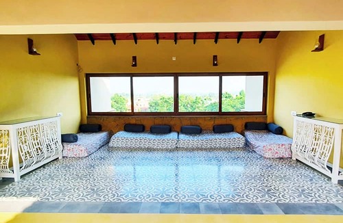 Bhuj Hotel | The Kutchh Courtyard Resort