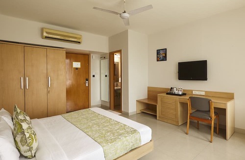 Kopar Khairane Hotel | Monday Hotels Mahape