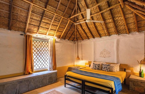 Gangavathi Hostel | Zostel Hampi (Gangavathi)