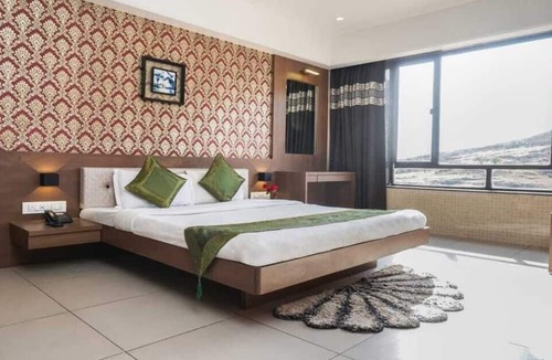 Satara Hotel | Shri Vitthal Mangalam