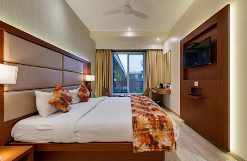 Vijayapura Hotel | Hotel Town Palace