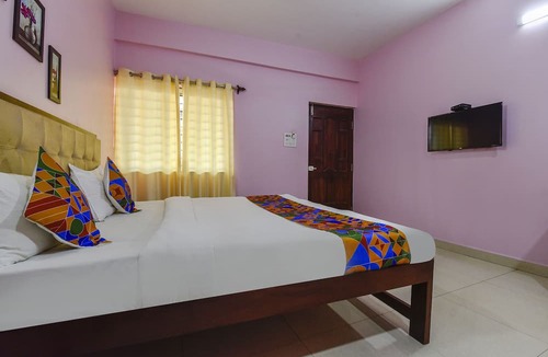 Morjim Hotel | FabHotel Morjim Paradise - 800M From Morjim Beach