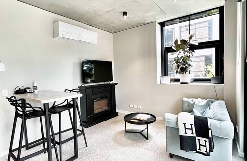 Kingston Apartment | Welcome to the Woolstore!