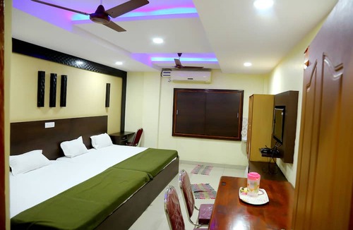 Hyderabad Resort | DIVYA LODGE & HOTEL ROOMS