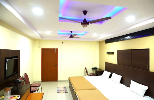 Hyderabad Resort | DIVYA LODGE & HOTEL ROOMS