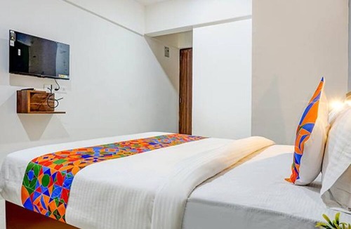 Wakad Hotel | Fabhotel Ambience Executive