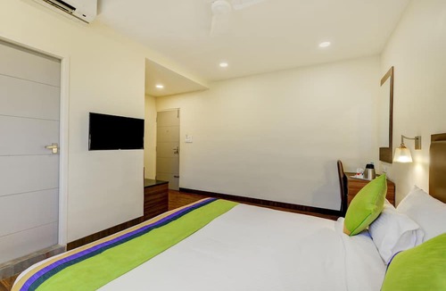 Chennai House | Treebo Welcome Inn, Porur