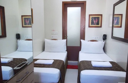 Fort Hotel | Elphinstone Hotel