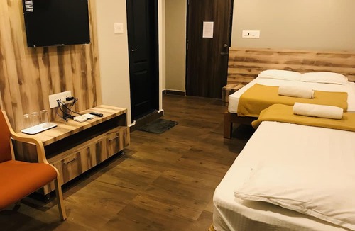 Somvarpet Hostel | Sharada Residency - Hostel