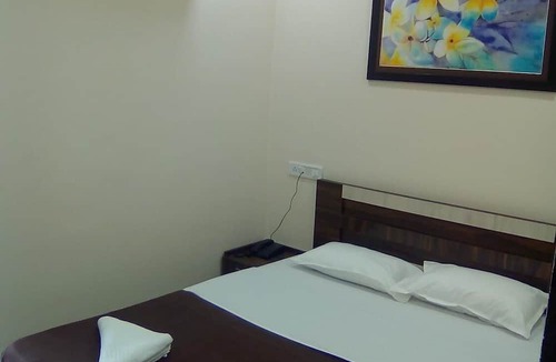 Kankavali Hotel | Neelisha River Front Inn