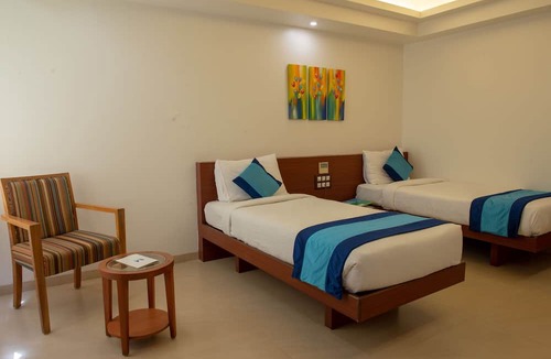 Aundh Hotel | Monarch Montvert, Baner Pune