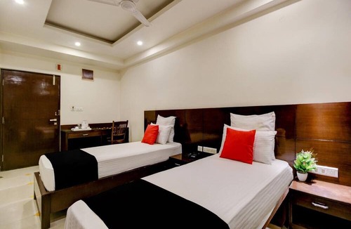 Adarsh Nagar Hotel | Hotel VB Heritage Heights