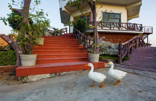 Kanooja Hotel | Lake Alpi resort Kumbhalgarh