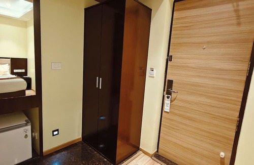 Hosur Hotel | ASR Parklane, A Bergamont Hotel - Hosur