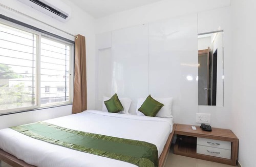 Nashik Hotel | Treebo Sapphire Studio