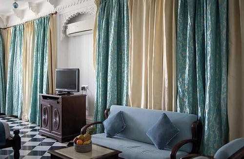 Lake Swaroop Sagar Hotel | Swaroop Vilas - Lake Facing Boutique Hotel
