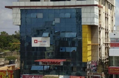Vijayapura Hotel | Iroomz VKG Complex