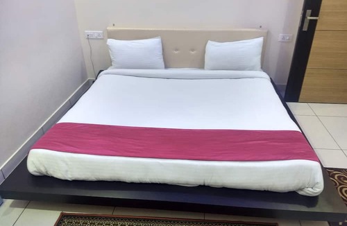 Tanakpur Hotel | Hotel Reyansh