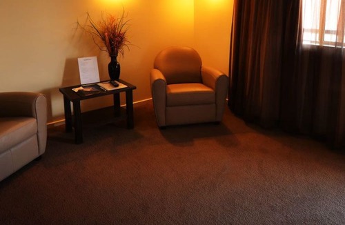 Junee Hotel | The Crossing Motel