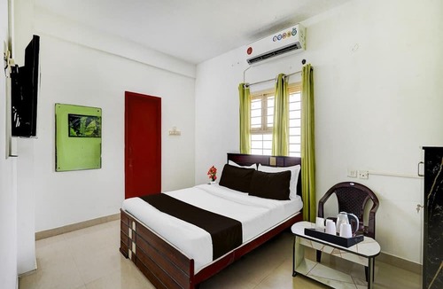 Kelambakkam House | Deluxe Guna Residency