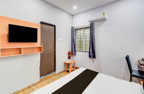 Hyderabad House | Deluxeoyo Nagaram