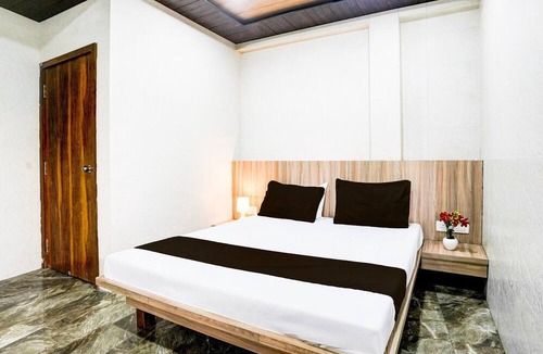 Prabhadevi House | Deluxe P.k's Lodging And Boarding