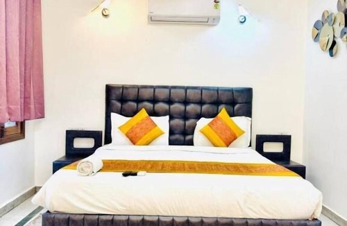 Saket Apartment | Fortune Home Service Apartment 2BHK E-30