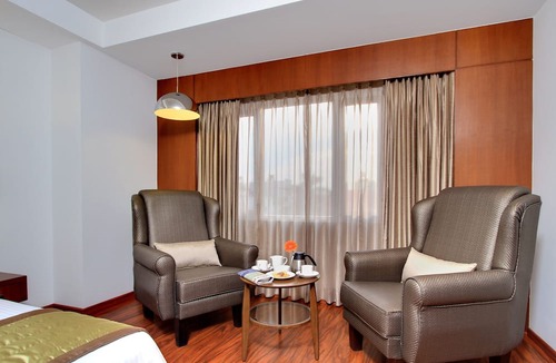 Yeshwanthpur Hotel | Lavender Premier