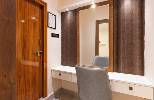 Tirupati Hotel | Treebo Hr Grand