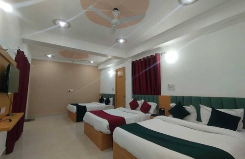 Faizabad Hotel | Shri Jagannath Palace Ayodhya