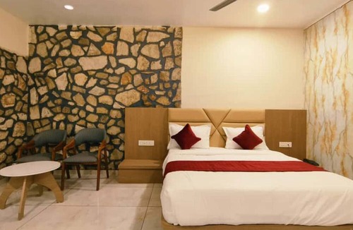 Waghoriya Hotel | Divydrashti Resorts