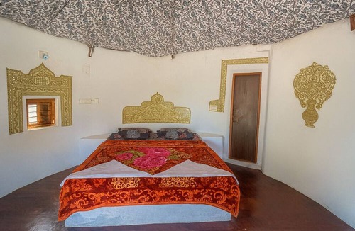 Bhuj Hotel | STAYGURU SURKHAB RANN RESORT