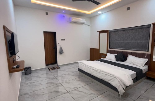Jasdan Hotel | Hotel Sunrise