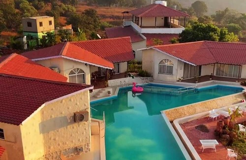 Panshet Resort | Casa Rossa Resort