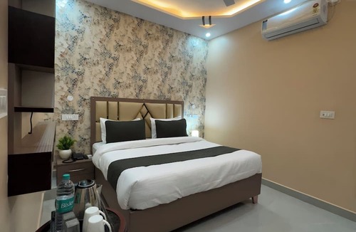 Naini Hotel | Hotel Anmol Inn