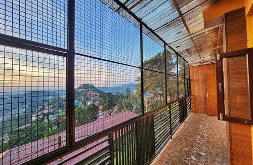 Shimla Bed & Breakfast | Florence BnB Shimla | Stay Near Mall Road and Ridge