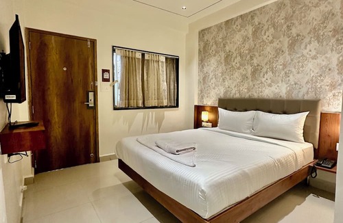 Kharadi Hotel | Hotel StayBird - Cove Kharadi