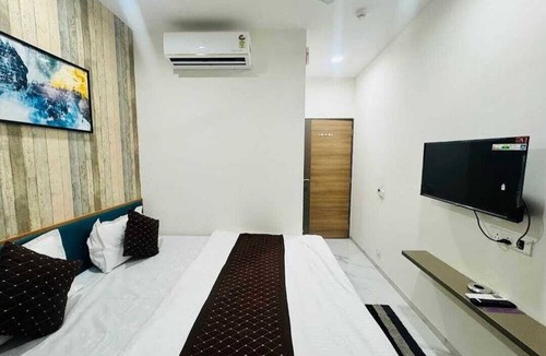 Ahmedabad Hotel | HOTEL LEGEND GOTA
