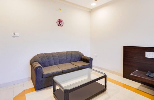 Pardi House | Elegant Escape in Palette Bhimpore Daman