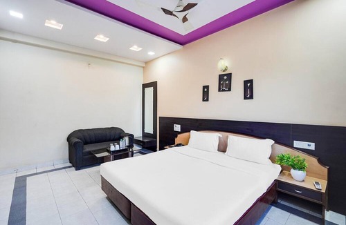 Pardi House | Elegant Escape in Palette Bhimpore Daman