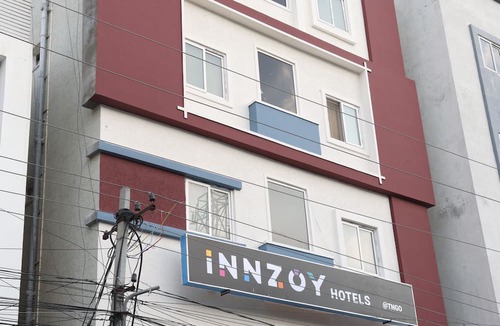 Shaikpet Hotel | Innzoy Hotels - TNGO Colony