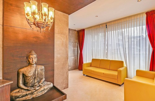 Domlur House | Classic Indiranagar Leela Park Domlur