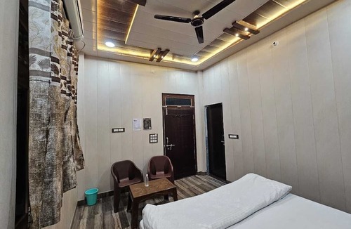 Faizabad Hotel | Vinayak Guest House