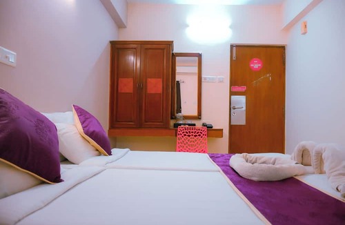 Koyambedu Hotel | Naksha Tree Hotels Kishore Inn - Koyambedu
