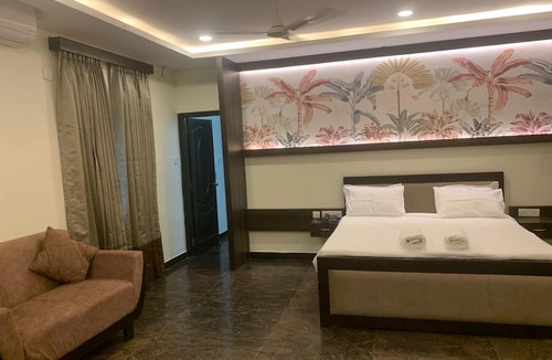 Palavakkam Hotel | The Palms ECR Resorts and Banquets