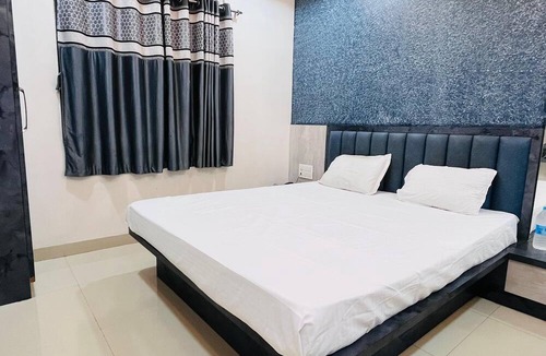 Daulatabad Hotel | Shri Nath Hotel And Lodging