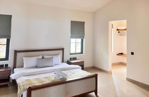 Ashvem Villa | Beach villa Mandrem ocean with Seaview
